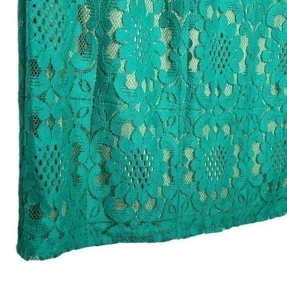Eliza J emerald green lace shift dress with nude lining - Picture 6 of 11